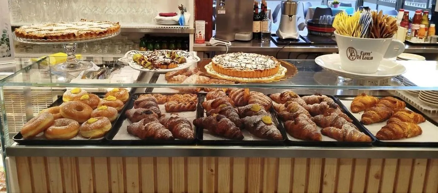Una Finestra Sul Lago Castel dell'Alpi